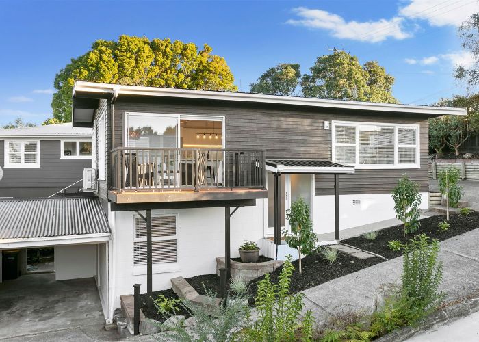  at 1/237 Rangatira Road, Beach Haven, Auckland