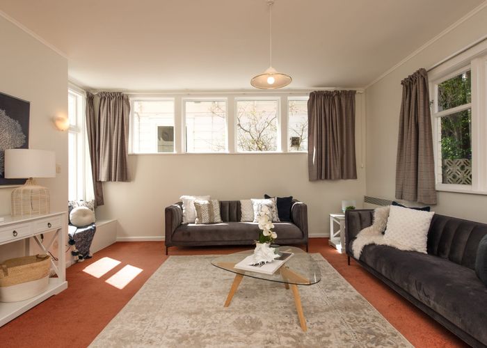  at 60 Fairview Crescent, Kelburn, Wellington