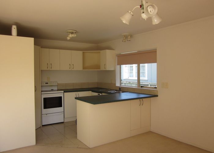  at 32 Shorwell Street, Sandringham, Auckland City, Auckland
