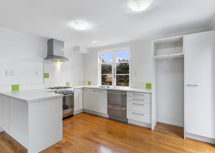  at 8/214 Campbell Road, Greenlane, Auckland City, Auckland