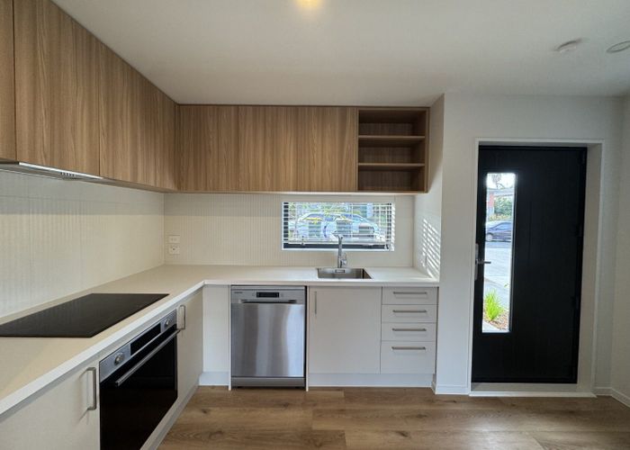  at 1/42 Brandon Road, Glen Eden, Auckland