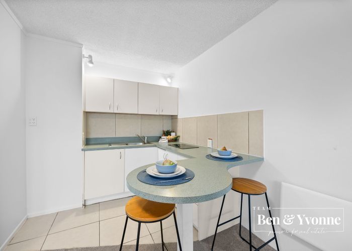  at 3L Mountain Road, Mount Wellington, Auckland City, Auckland