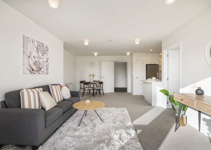  at 104/21A Swanson Road, Henderson, Waitakere City, Auckland