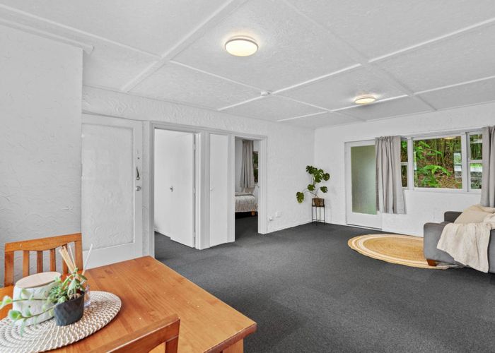  at 1/44 Sunnyside Road, Sunnyvale, Auckland