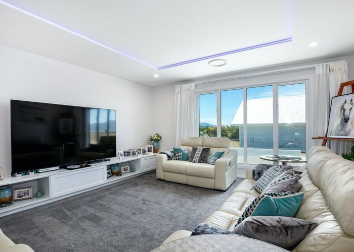  at 87 Rutherford Drive, Waikanae Beach, Kapiti Coast, Wellington