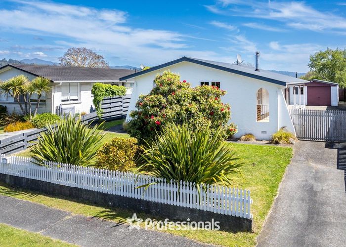  at 35 Tacoma Drive, Totara Park, Upper Hutt