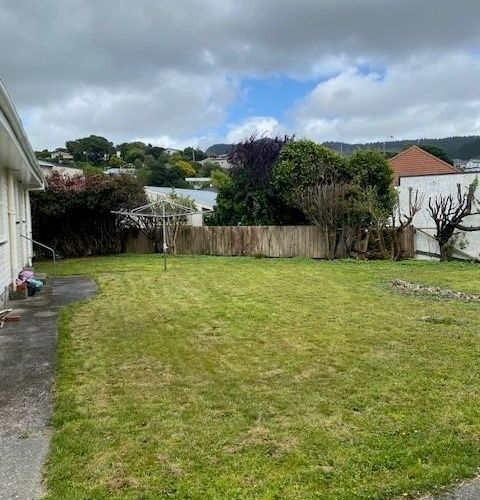  at 5 Oxford Street, Tawa, Wellington