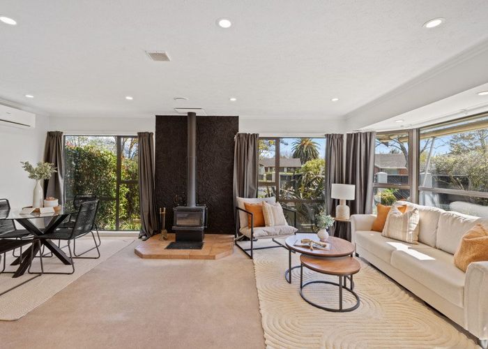  at 14 Cavendish Road, Casebrook, Christchurch