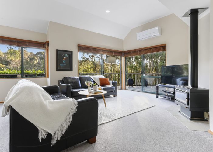  at 22 Cochran Road, Oratia, Auckland