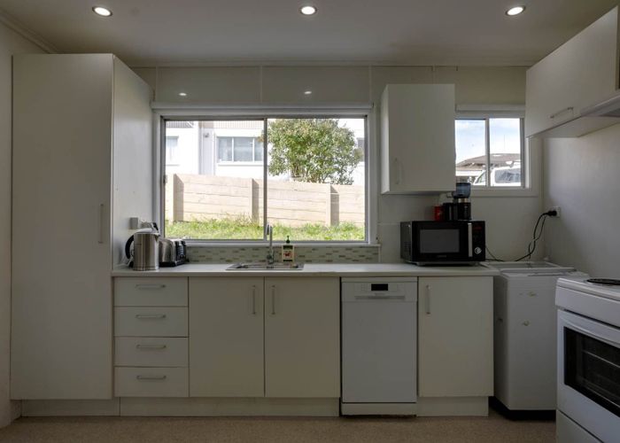  at 3/80 West Coast Road, Glen Eden, Waitakere City, Auckland