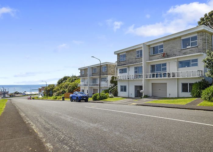 at 27B Port View Crescent, Moturoa, New Plymouth, Taranaki