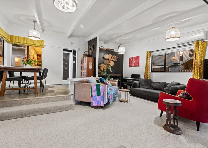  at 39 Tiromoana Road, Raumati South, Paraparaumu
