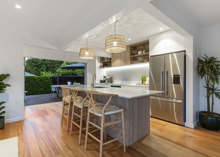  at 1/107 Beach Haven Road, Beach Haven, Auckland