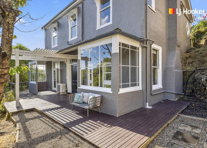  at 52 Sutherland Street, Dunedin Central, Dunedin