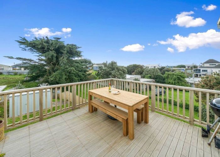  at 22 Nelson Street, Foxton Beach, Foxton