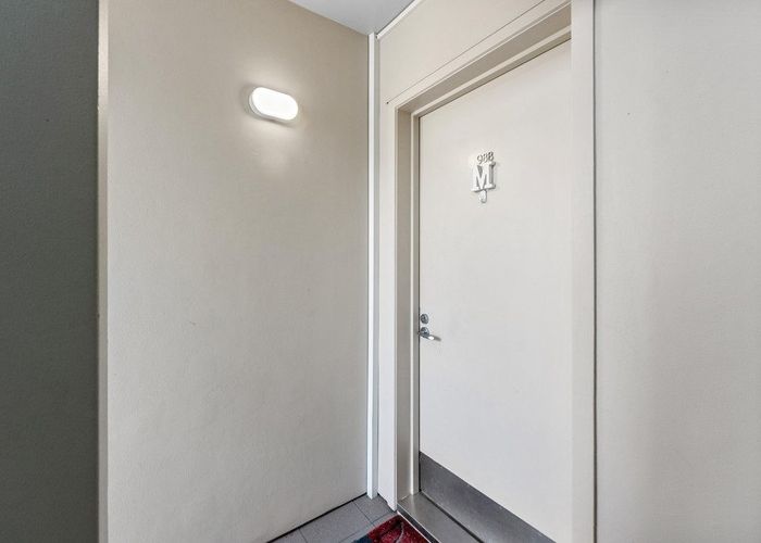  at 98B Michael Jones Drive, Flat Bush, Auckland