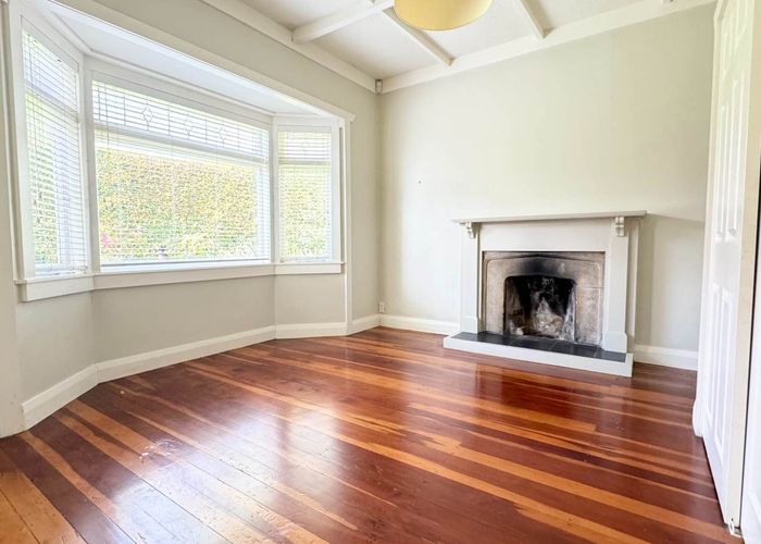  at 2 Worcester Road, Meadowbank, Auckland