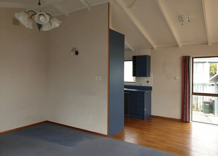  at 115 Sykes Road, Weymouth, Auckland