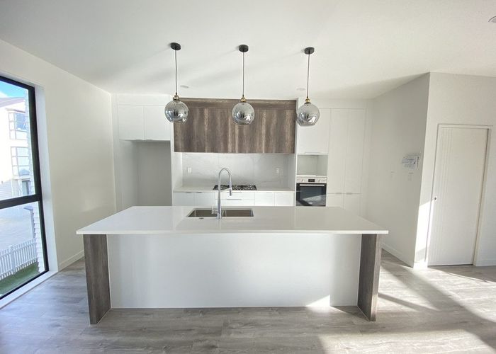  at 16 Nephrite lane, Henderson, Waitakere City, Auckland