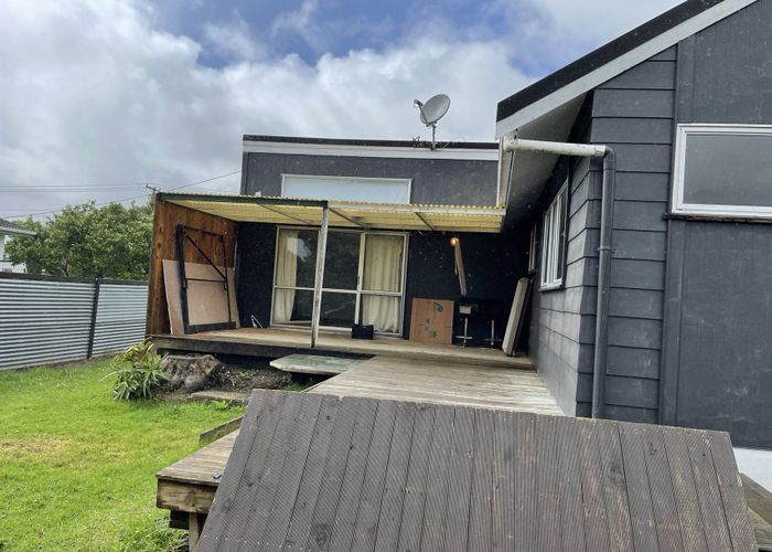  at 93 Bruce Mclaren Road, Henderson, Waitakere City, Auckland