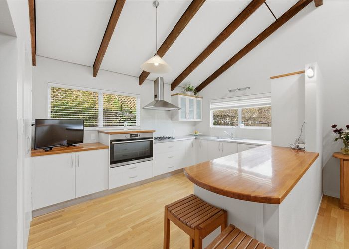  at 5 Magnolia Drive, Westown, New Plymouth, Taranaki