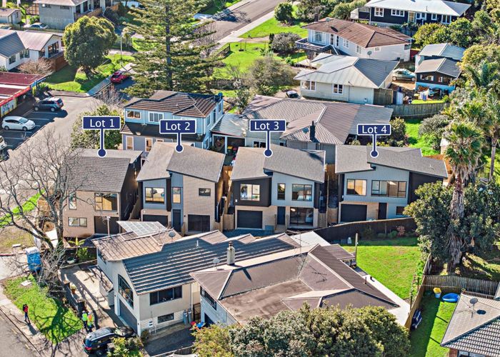  at 2/23 Melton Road, Mount Wellington, Auckland City, Auckland