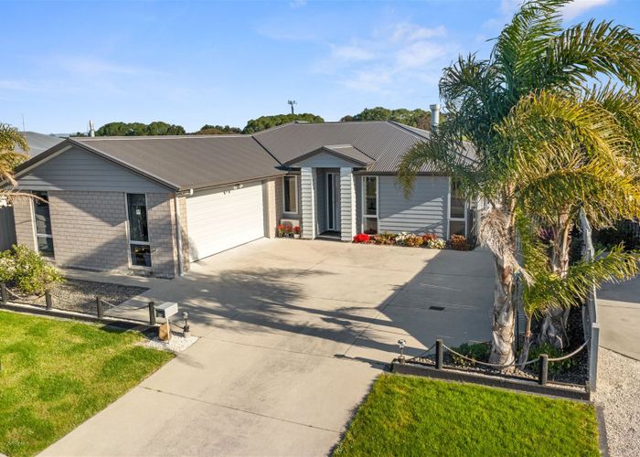  at 60 Butterworth Crescent, Papamoa Beach, Papamoa