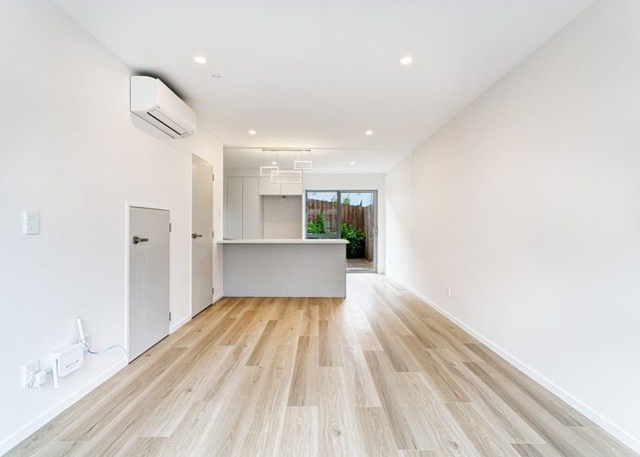  at 19B & E Chislehurst Street, Henderson, Waitakere City, Auckland