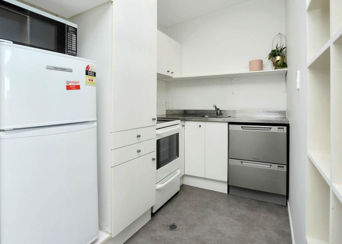  at 38/8 Clayton Street, Newmarket, Auckland
