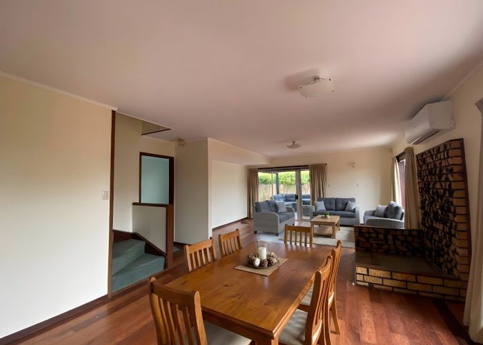  at 2/100 Celtic Crescent, Ellerslie, Auckland City, Auckland