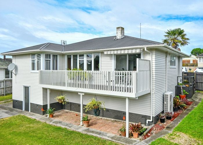  at 49 Middlemore Crescent, Papatoetoe, Manukau City, Auckland