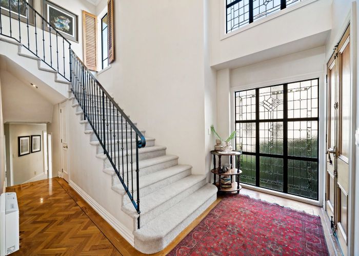  at 19 Maui Grove, Remuera, Auckland