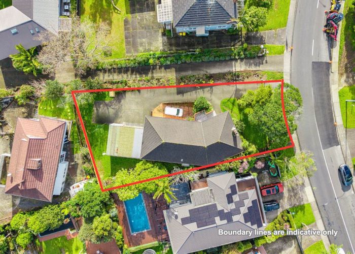  at 82 Hillcrest Avenue, Hillcrest, North Shore City, Auckland