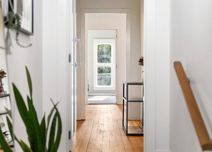  at 42 Ivanhoe Road, Grey Lynn, Auckland