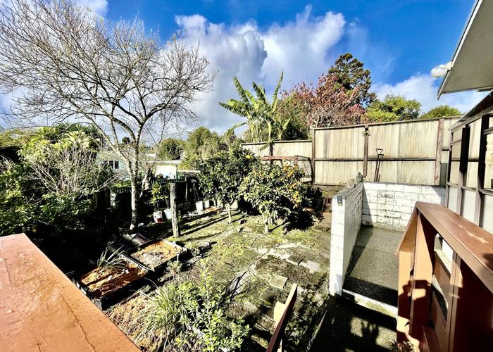  at 23 Robert Burke Place, Henderson, Waitakere City, Auckland