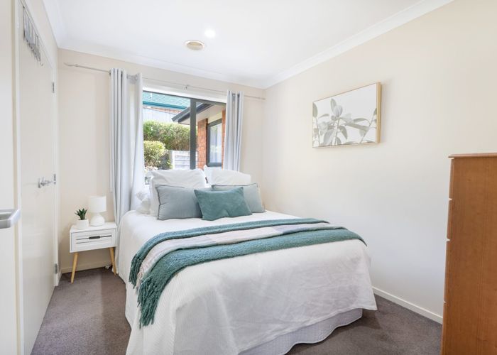  at 42 Tongariro Drive, Aotea, Porirua, Wellington