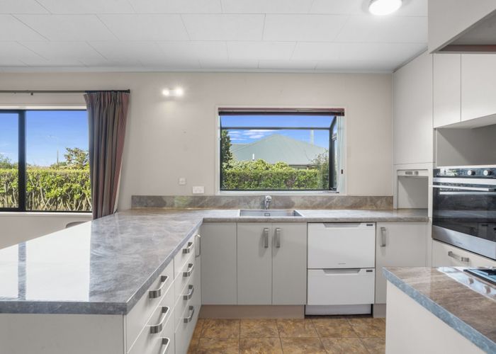  at 5 Westview Crescent, West Melton, West Melton