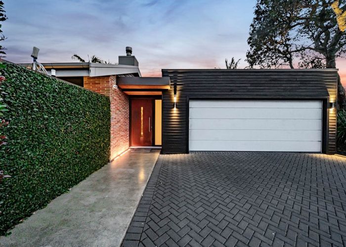  at 15 Kesteven Avenue, Glendowie, Auckland