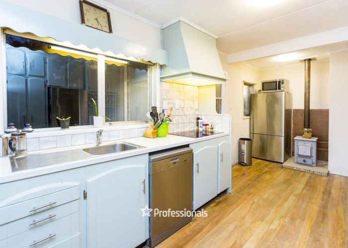  at 8 Boundary Road, Featherston
