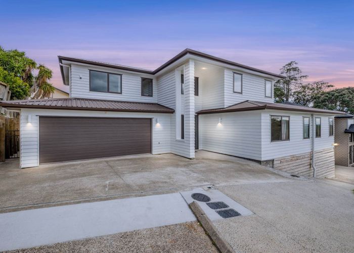  at 22  Bartells Drive, Goodwood Heights, Manukau City, Auckland