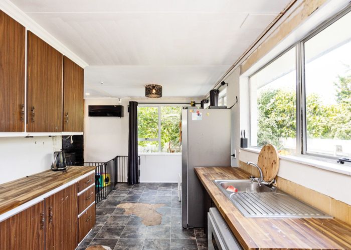  at 122 Cunningham Crescent, Grasmere, Invercargill