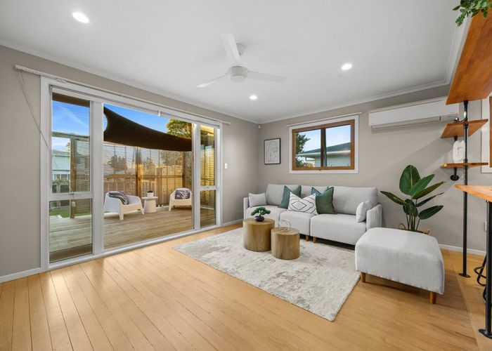  at 6B Alan Avenue, Henderson, Waitakere City, Auckland