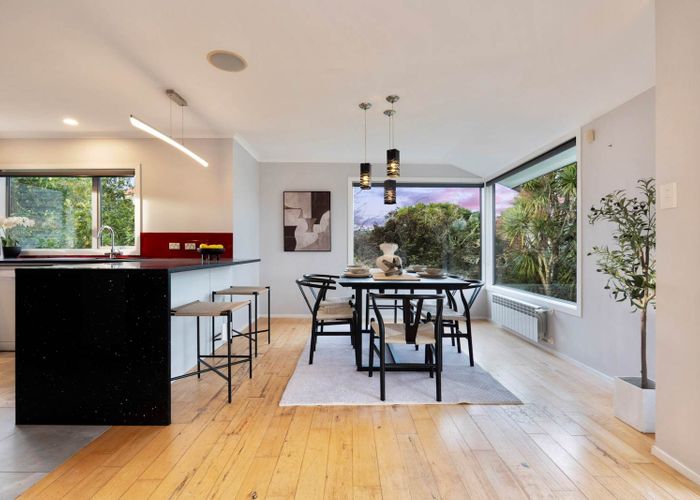  at 27 Lagoon Way, West Harbour, Waitakere City, Auckland