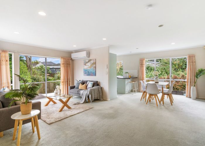  at 2/47 Pembroke Street, Papatoetoe, Auckland