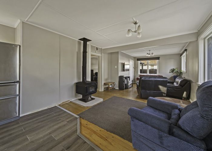  at 6 Carisbrooke Street, Aranui, Christchurch City, Canterbury