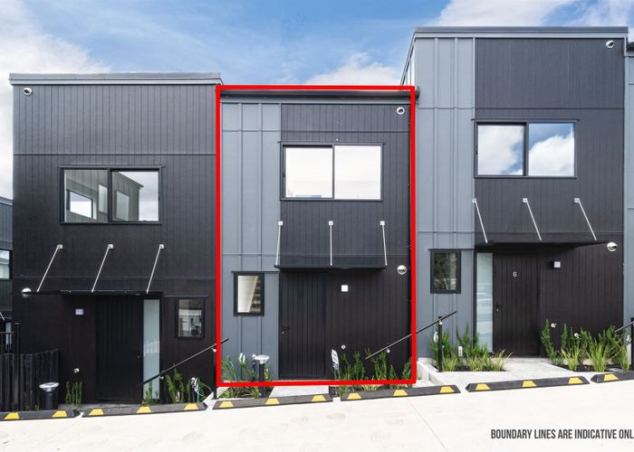  at 7/8 Chivalry Road, Glenfield, Auckland