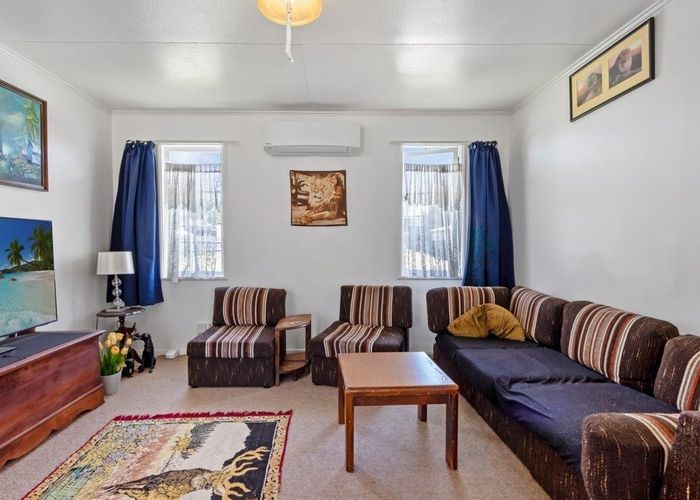  at 63 Thatcher Street, Castlecliff, Whanganui