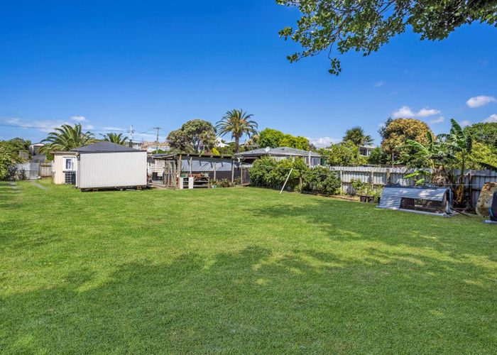 For sale 34 Wakelin Road, Beachlands, Manukau City, Auckland homes