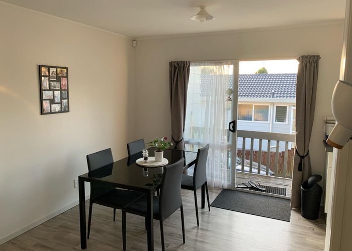  at 1/45 Everglade Drive, Goodwood Heights, Manukau City, Auckland