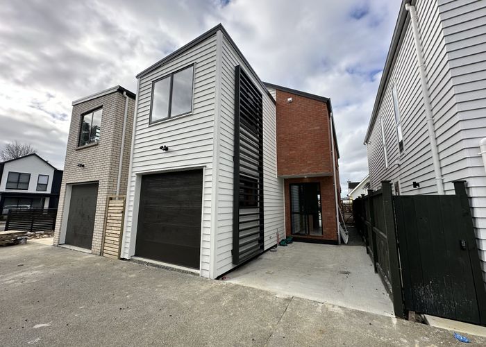  at 14 Yellow Pear Lane, Karaka, Franklin, Auckland